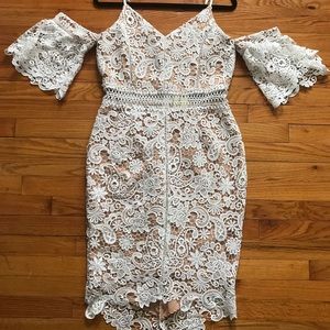 Lace midi dress